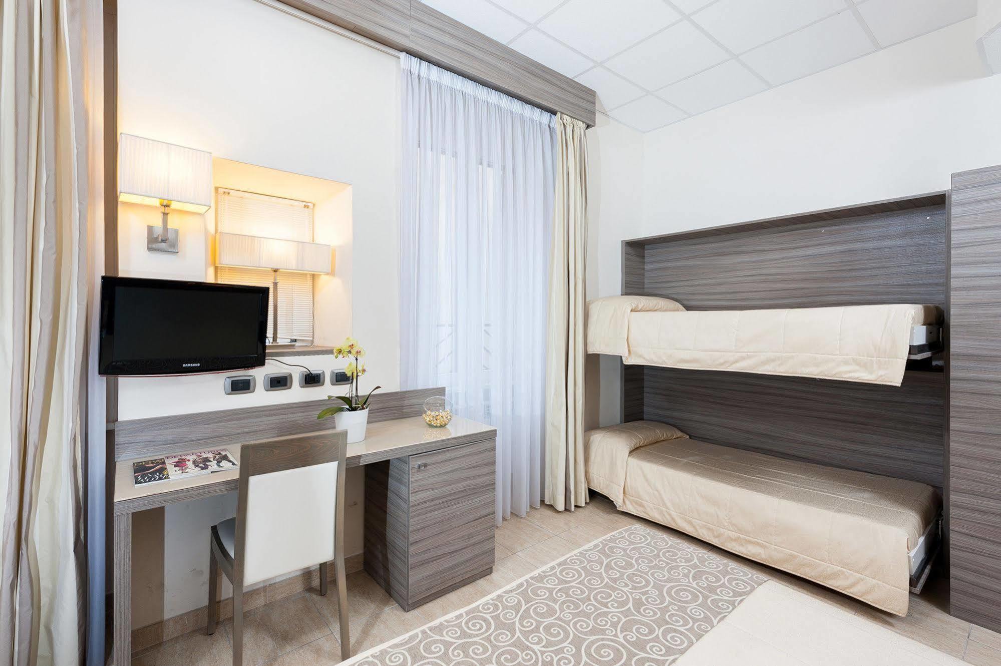 Morrisson Exclusive Rooms Рим Екстер'єр фото