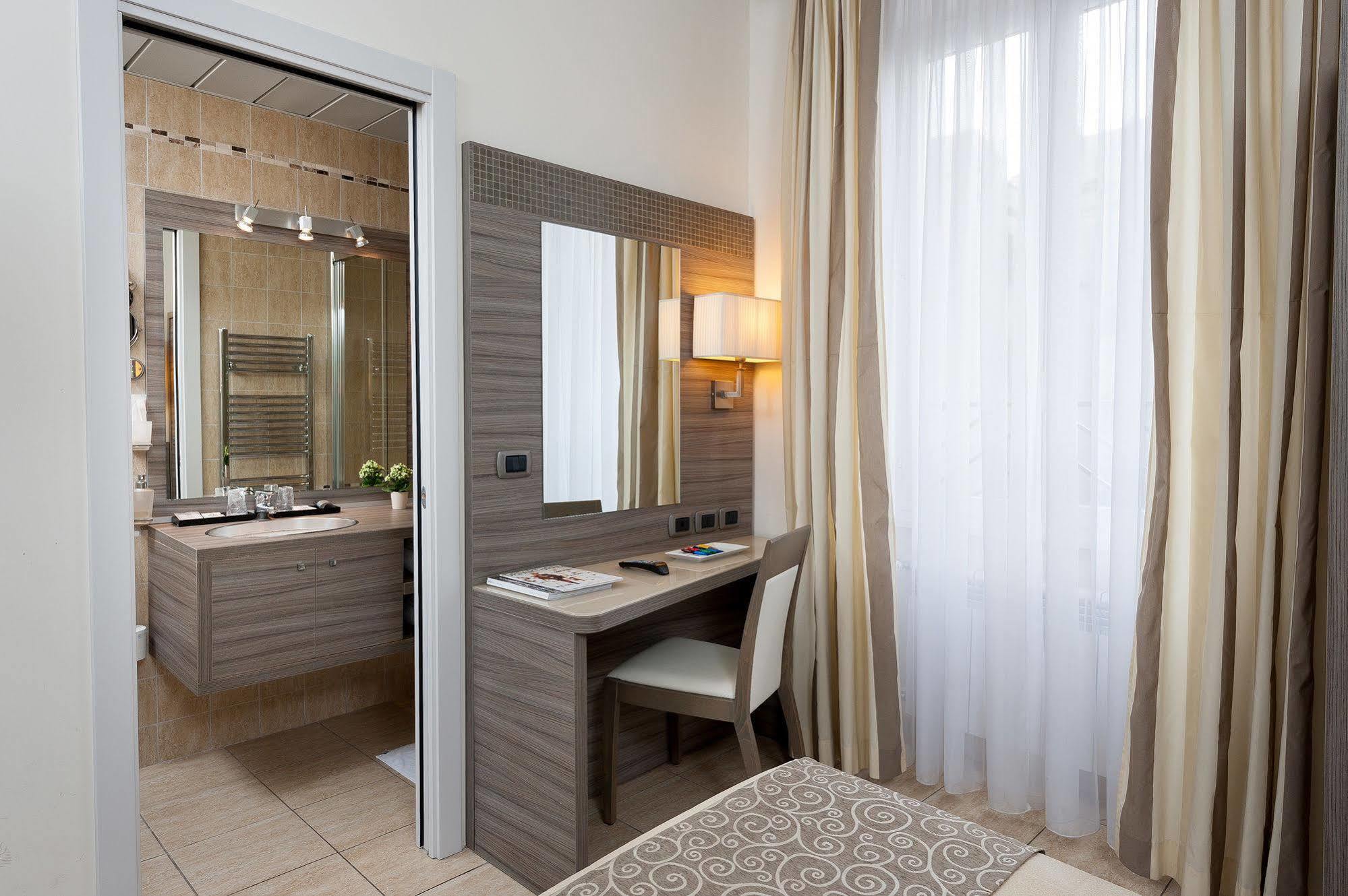 Morrisson Exclusive Rooms Рим Екстер'єр фото