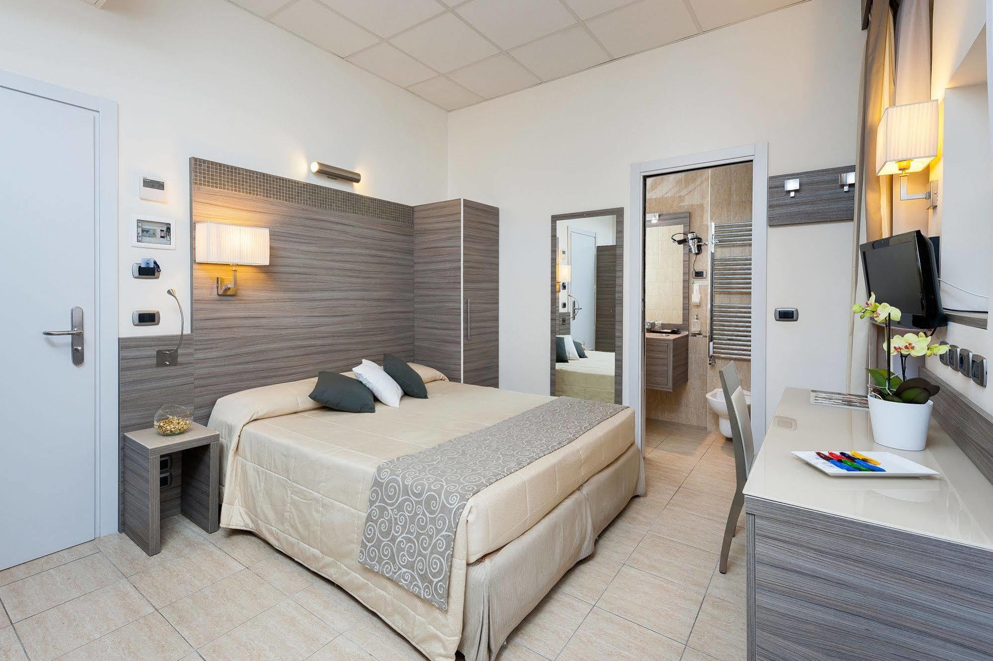 Morrisson Exclusive Rooms Рим Екстер'єр фото